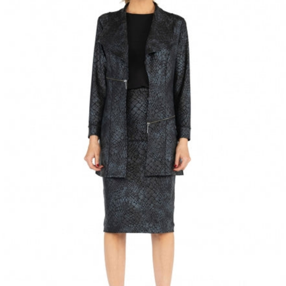 Eva Varro Black Faux Leather Jacket Sleek and Modern   Alligator Skin Pattern